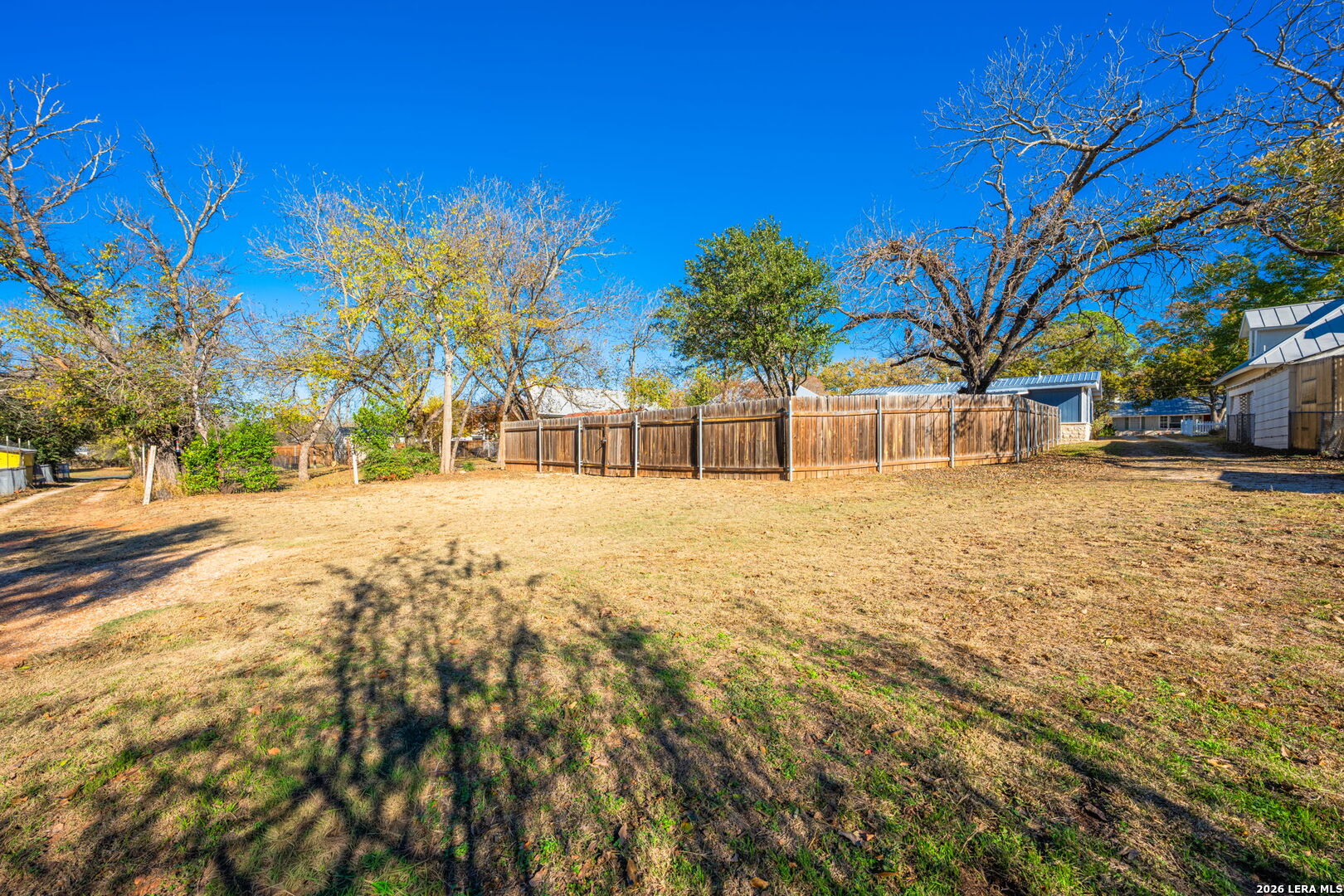 property viewer photo 22