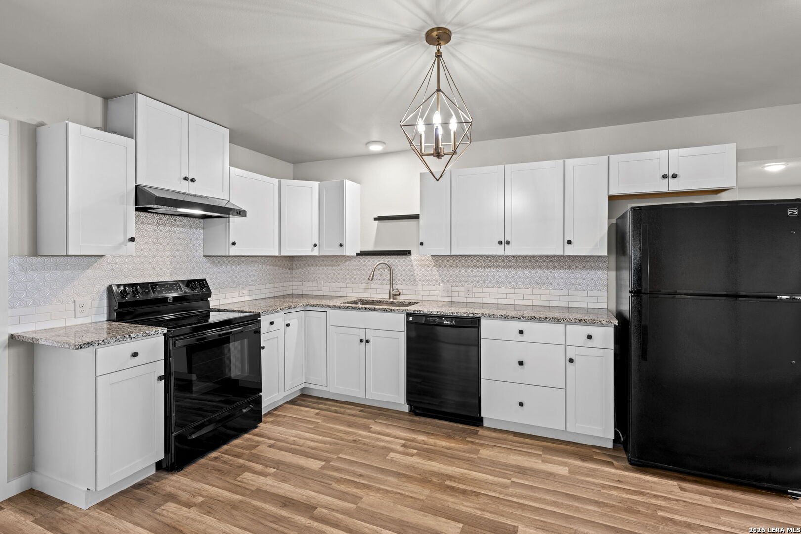 property viewer photo 7
