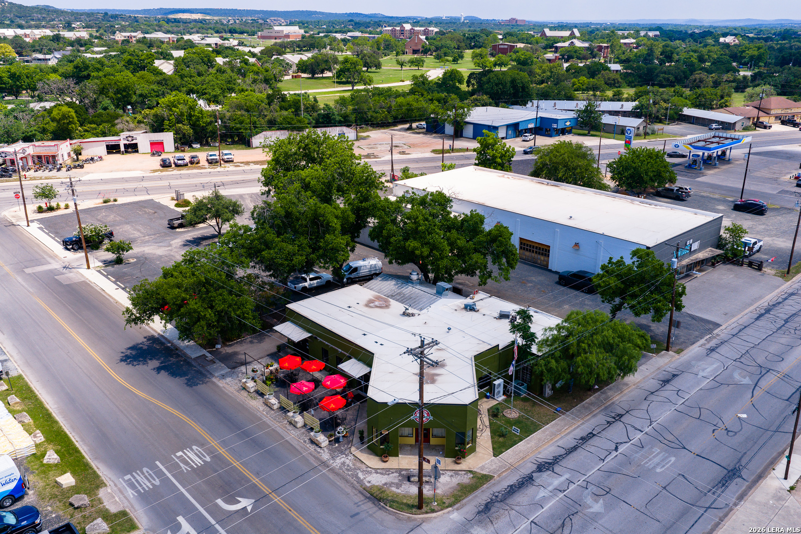 main property photo 27