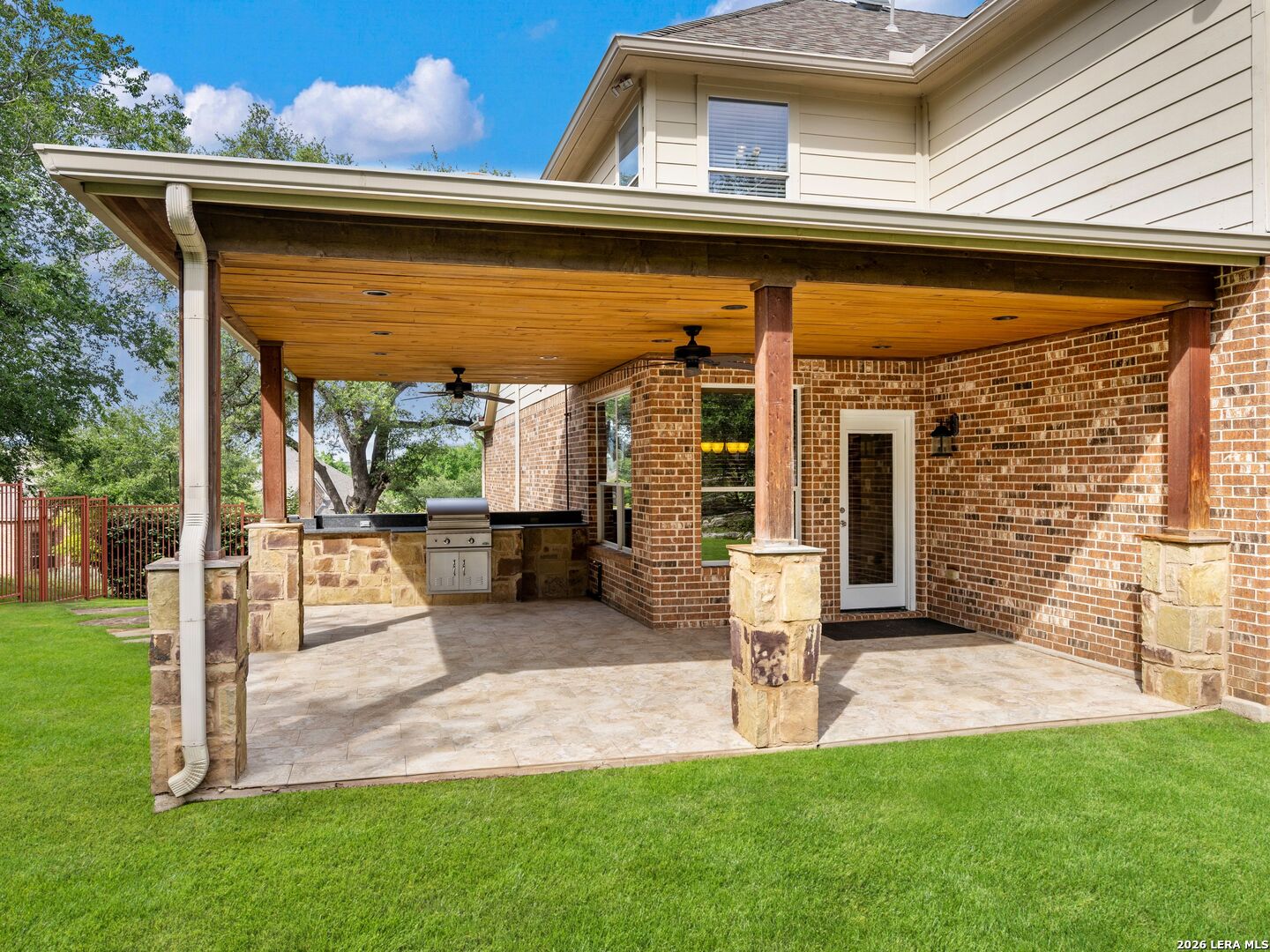 main property photo 45