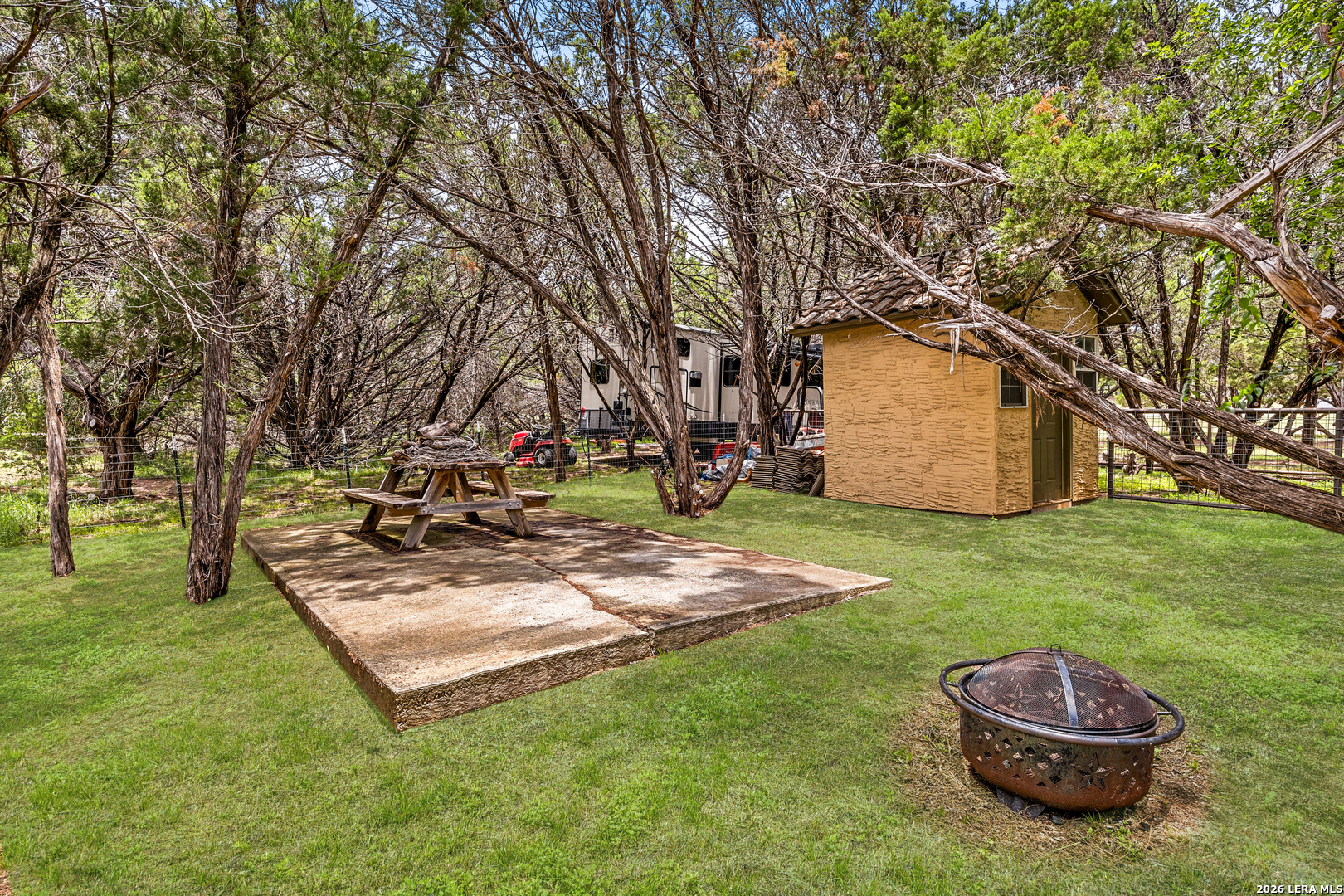main property photo 59