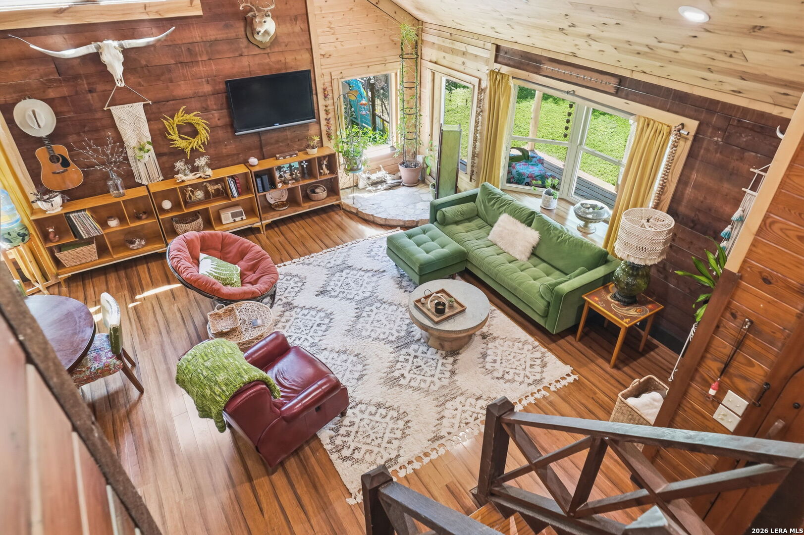 main property photo 11