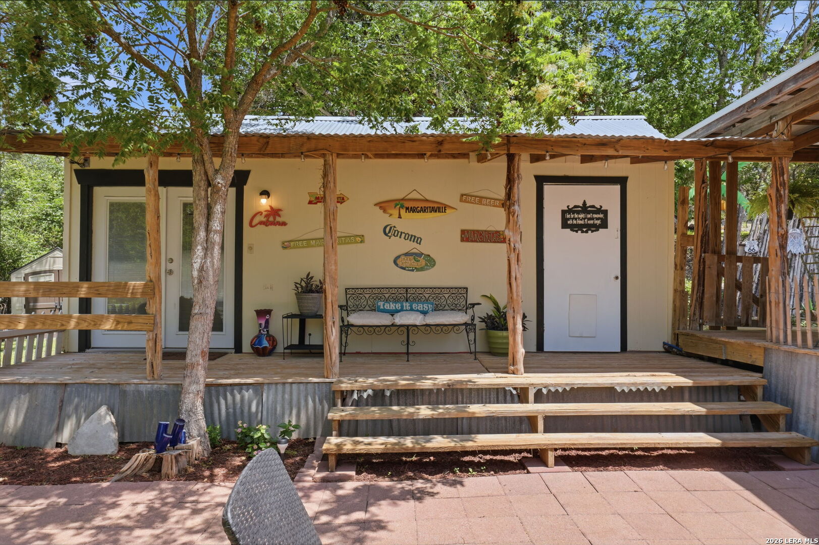 main property photo 37
