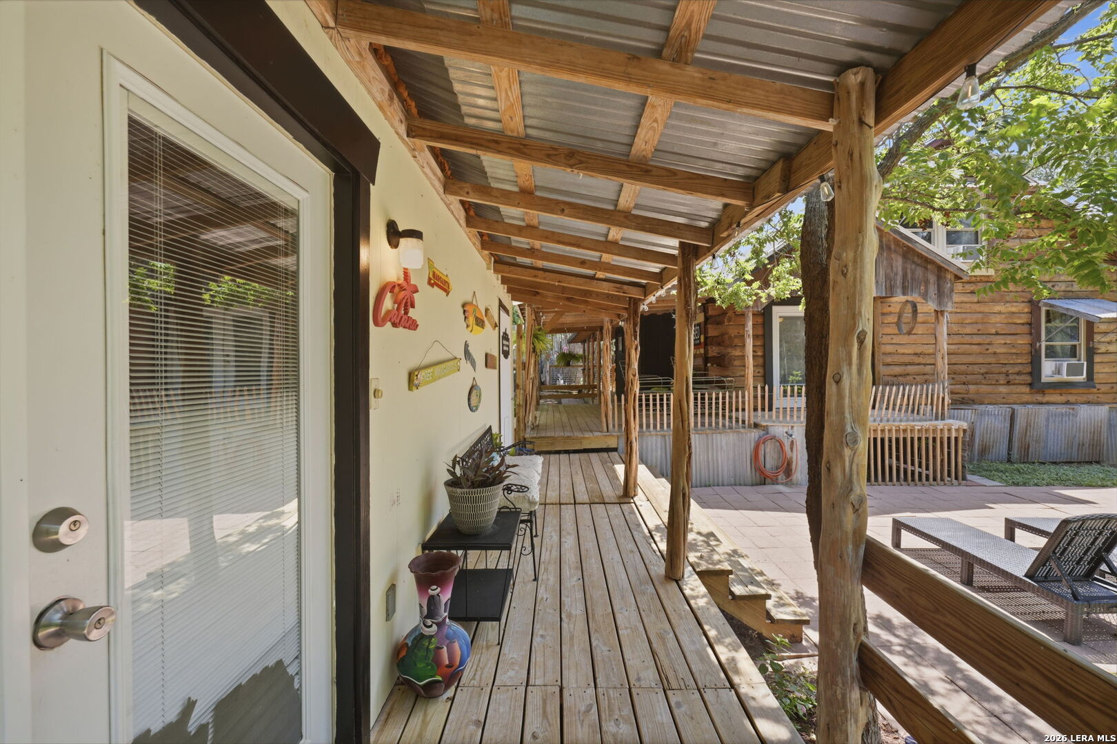 main property photo 39