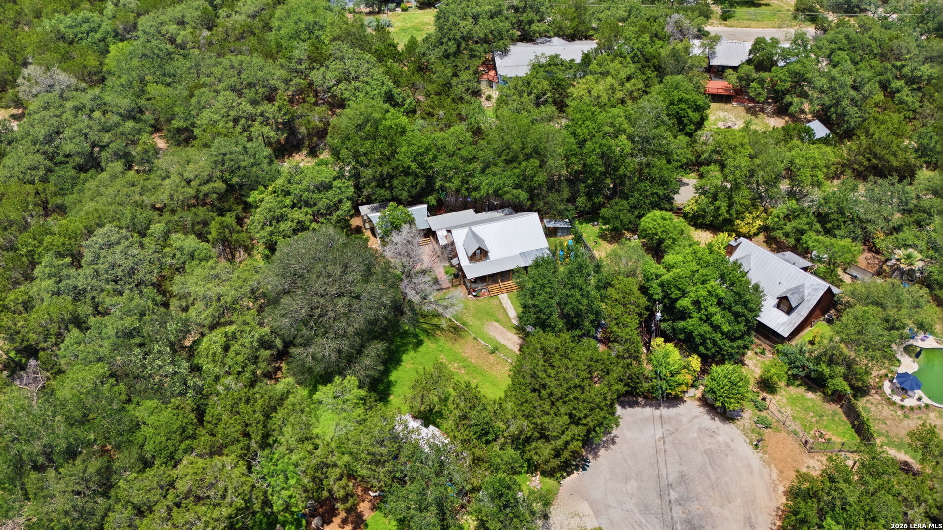 main property photo 50