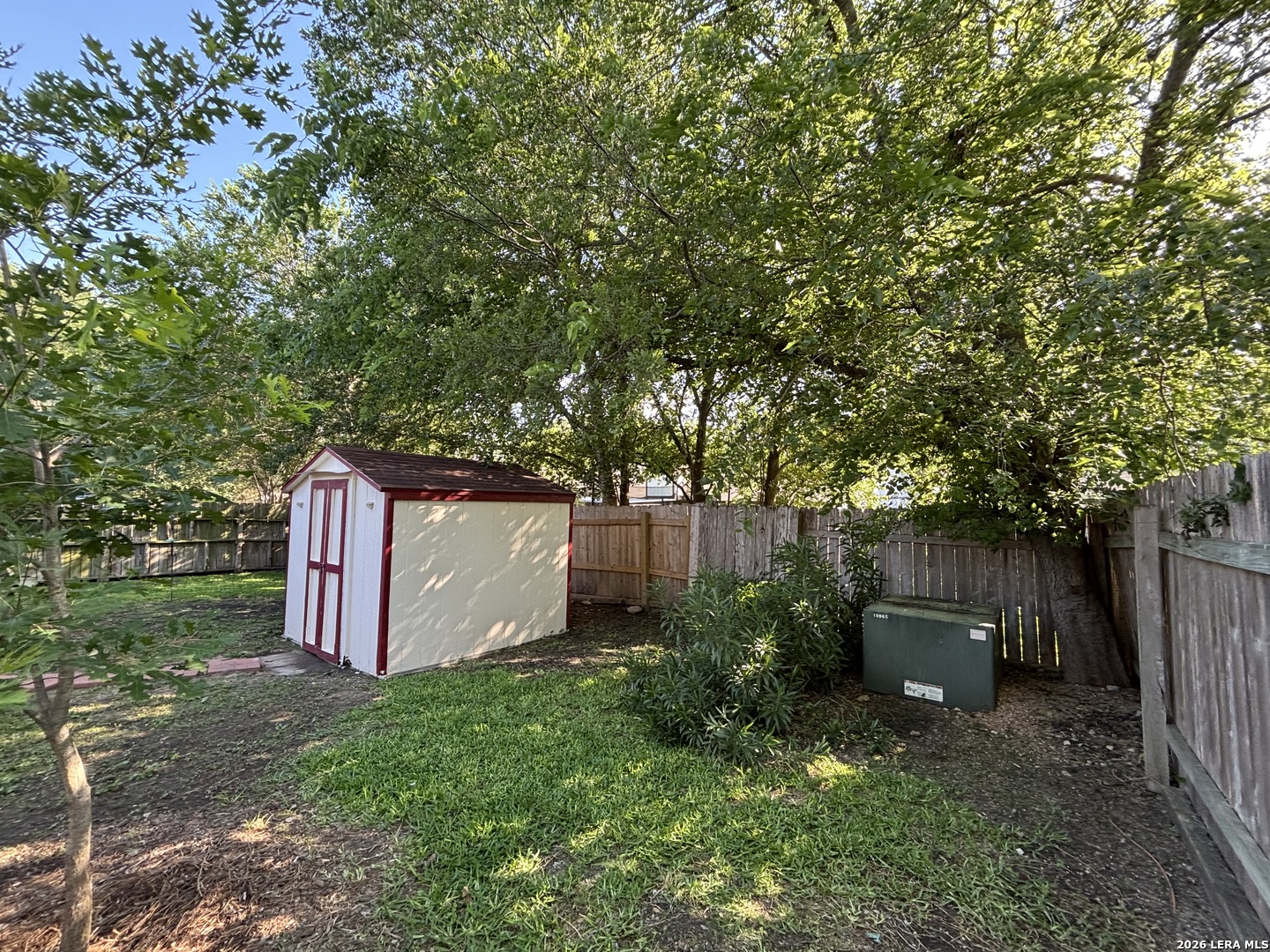 main property photo 24