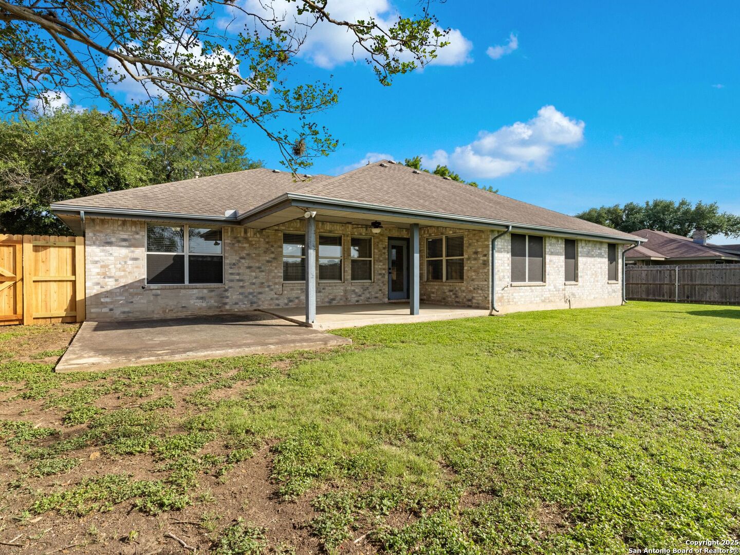 main property photo 30