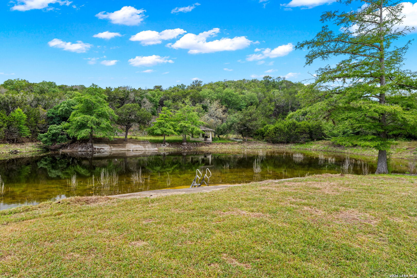 main property photo 24