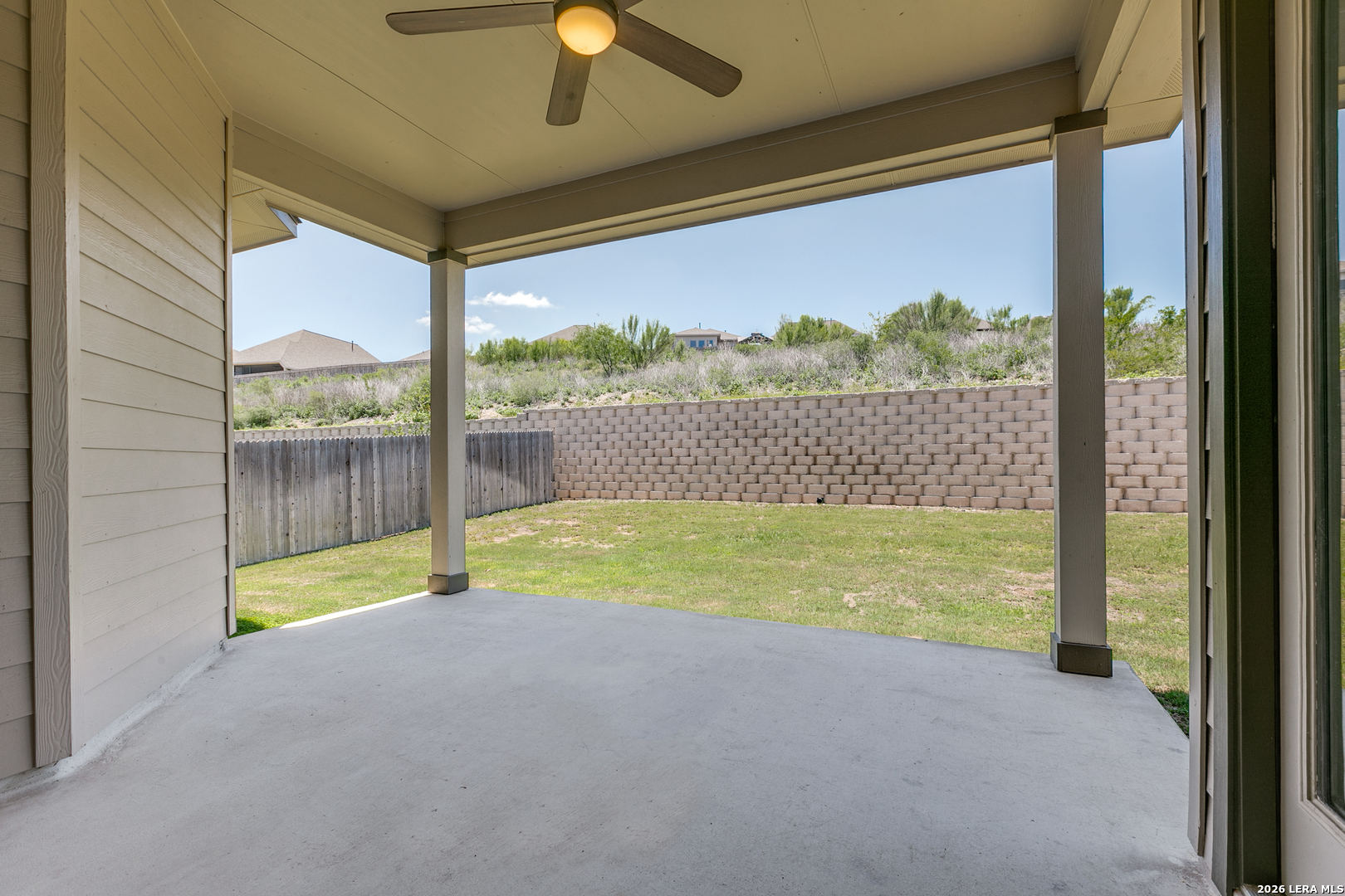 main property photo 23