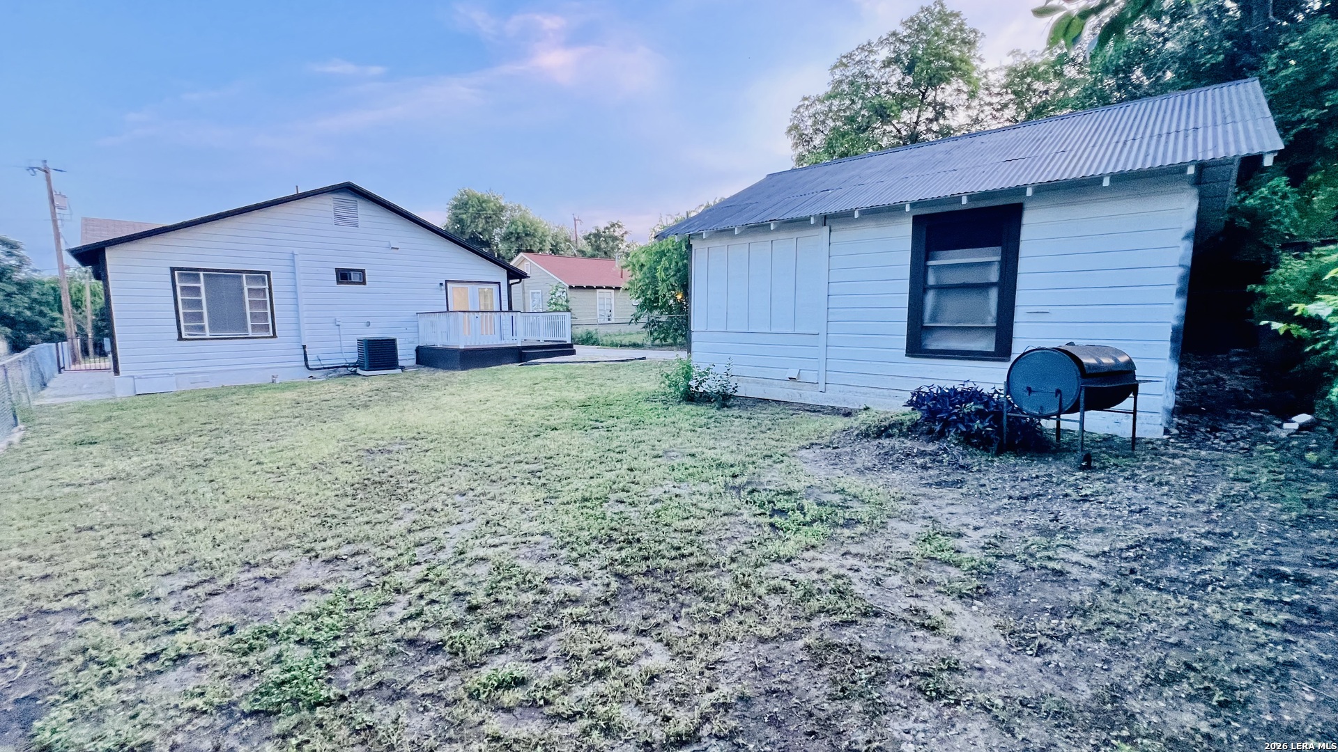 main property photo 22