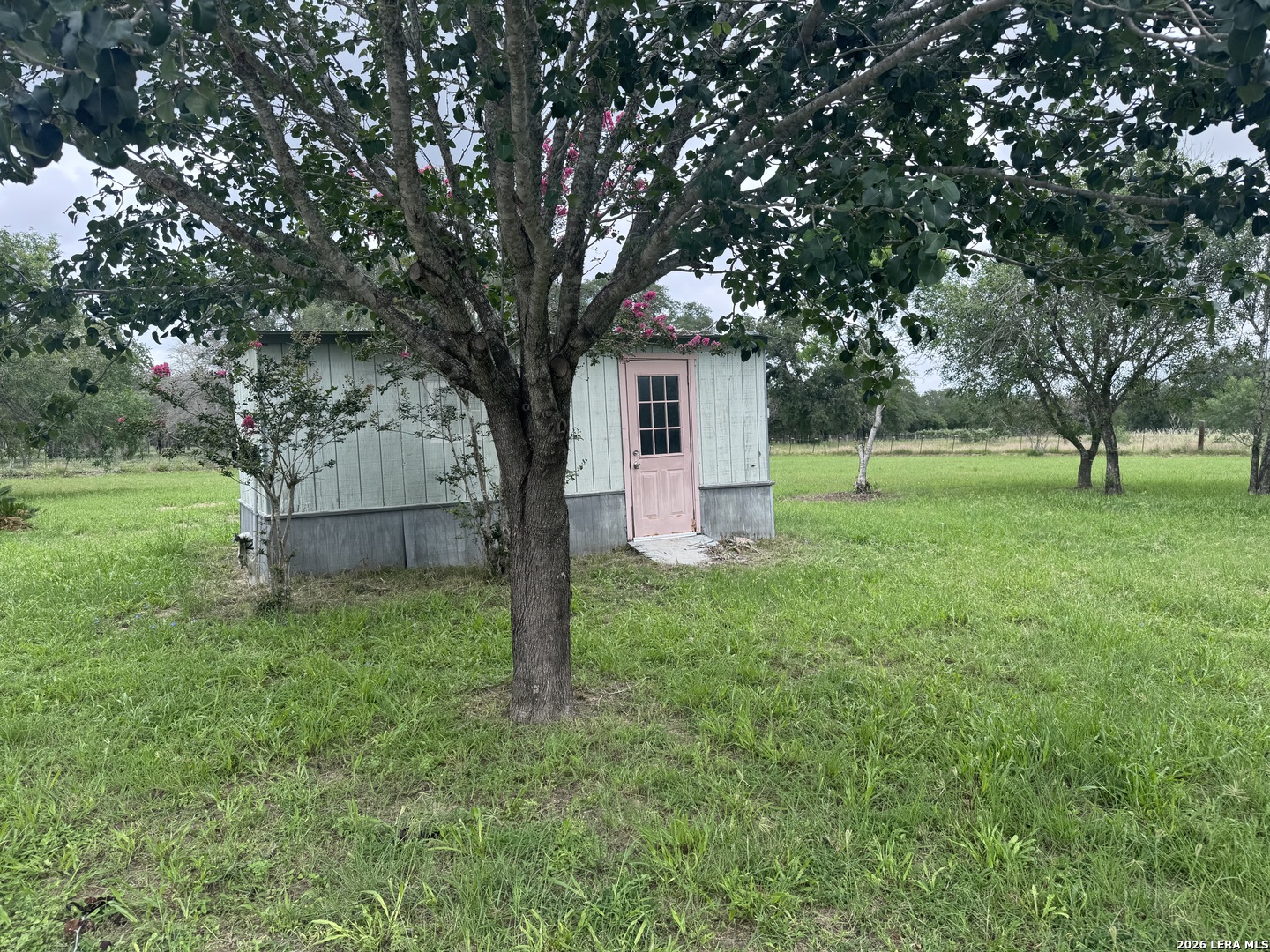 main property photo 40