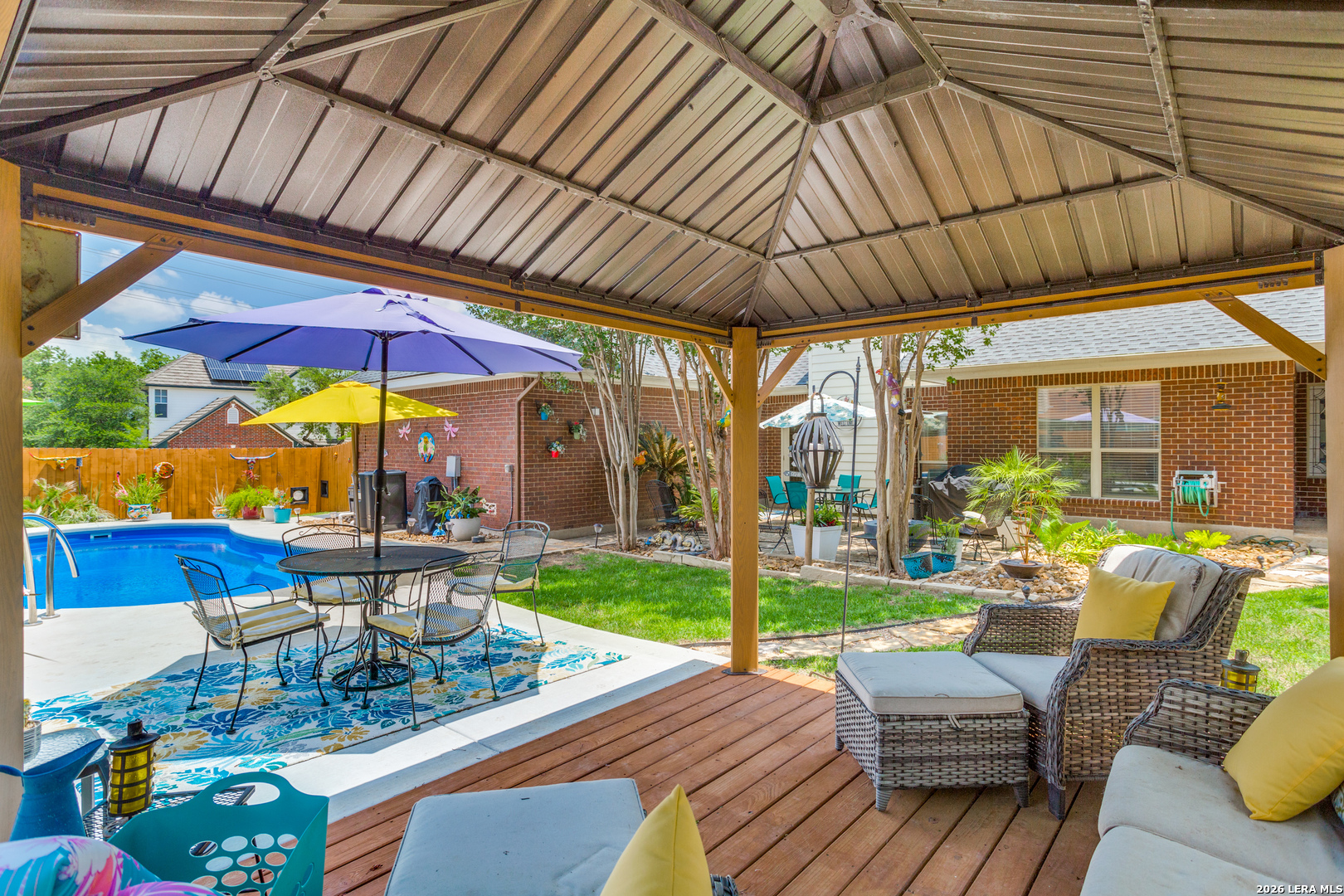 main property photo 24