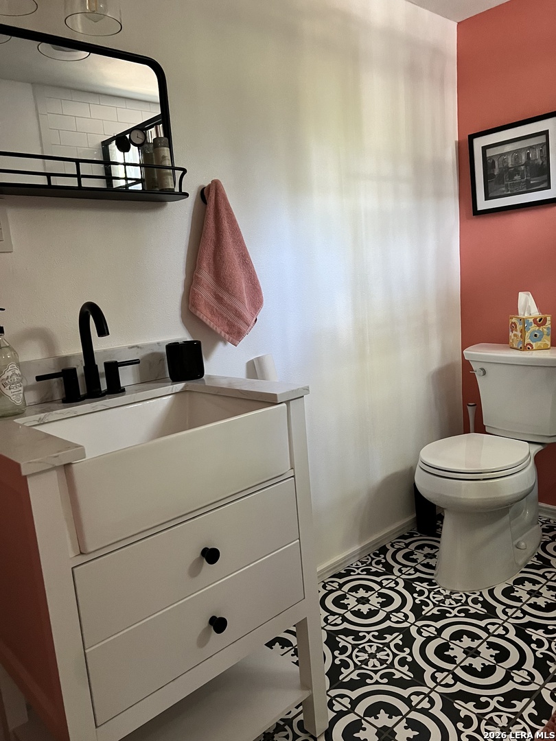 main property photo 24