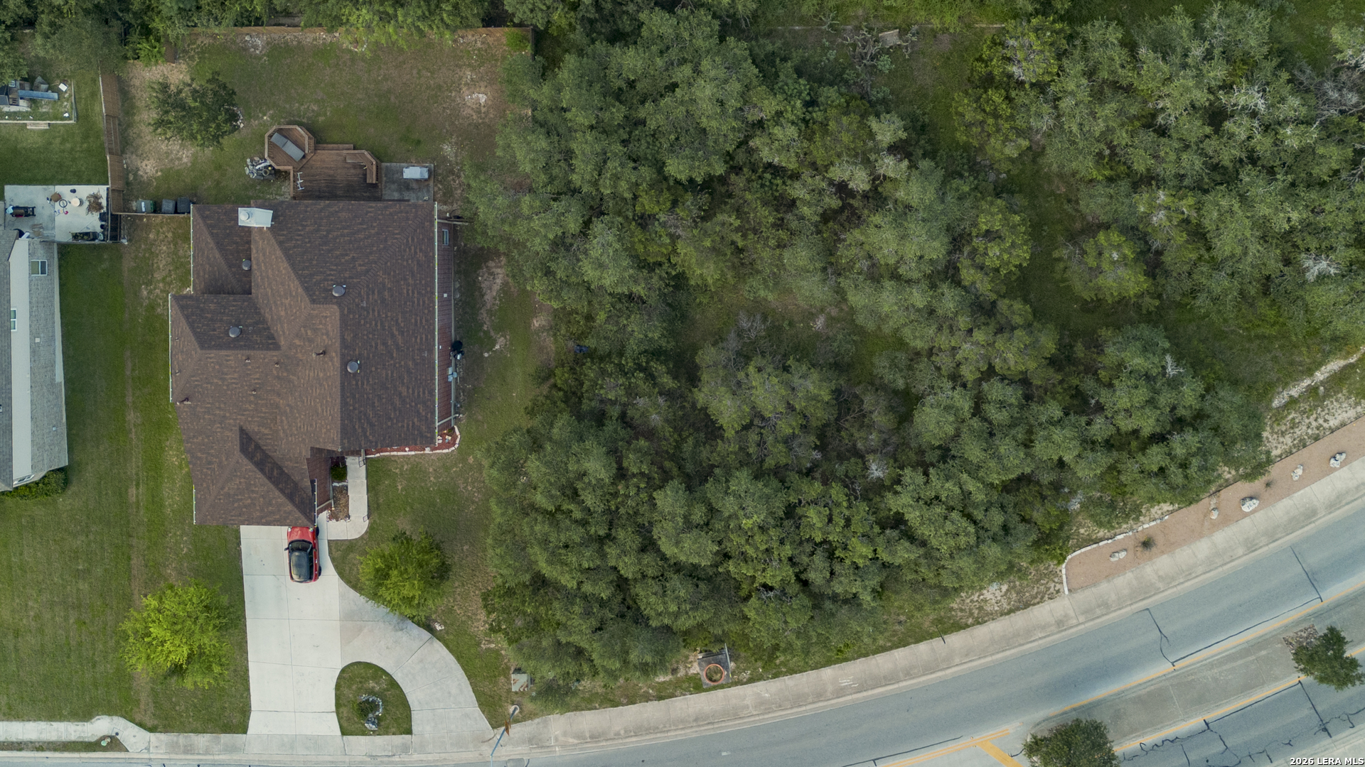 main property photo 20