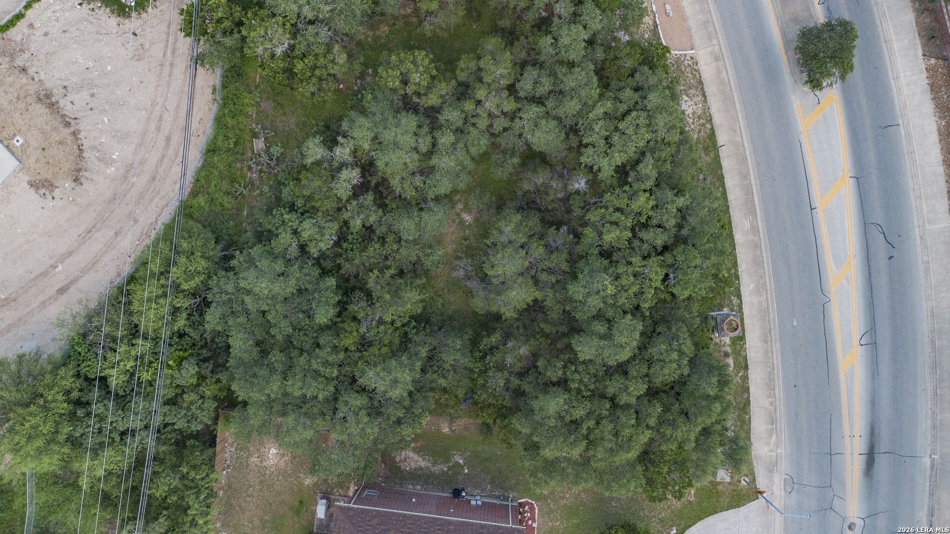main property photo 29