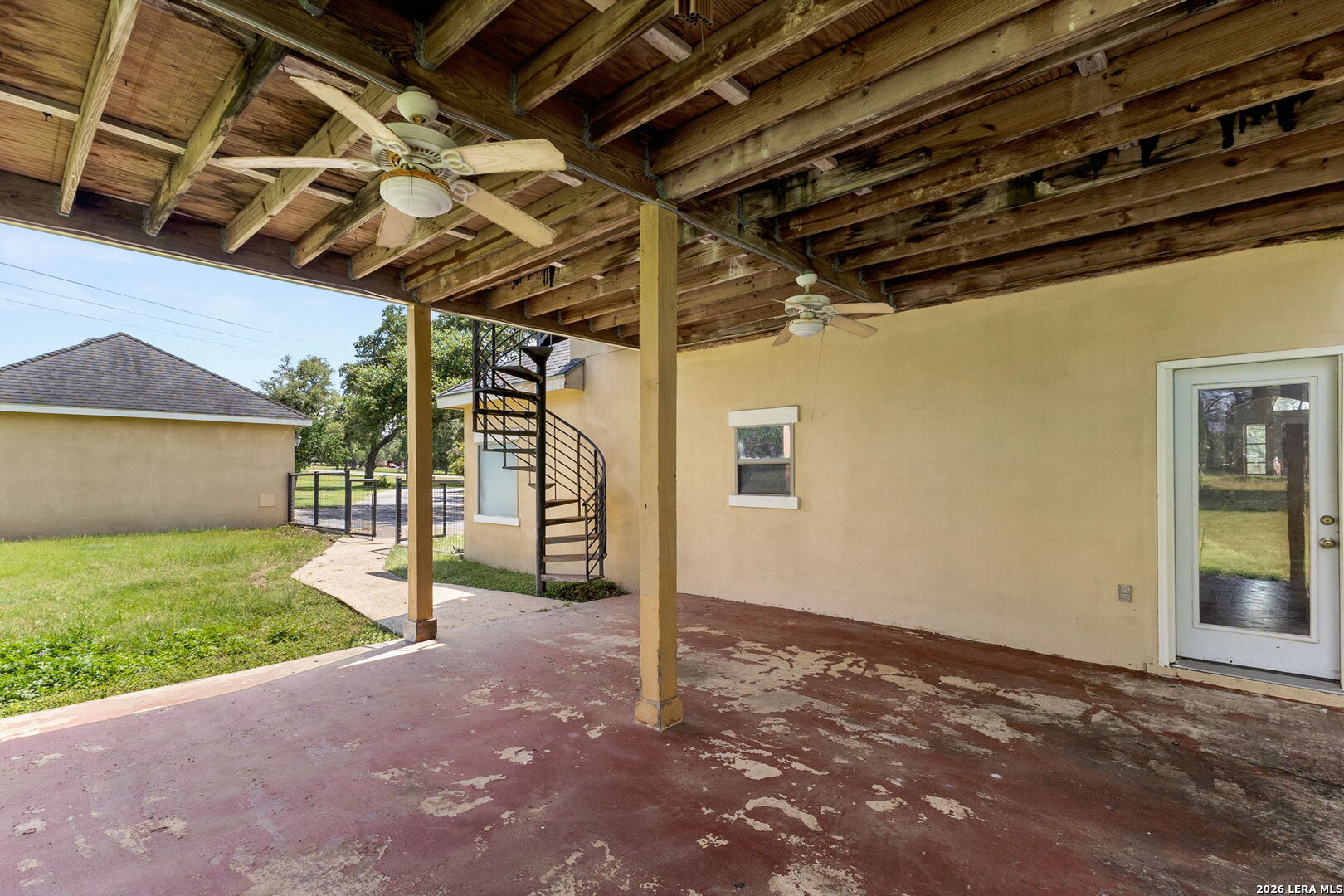 main property photo 26