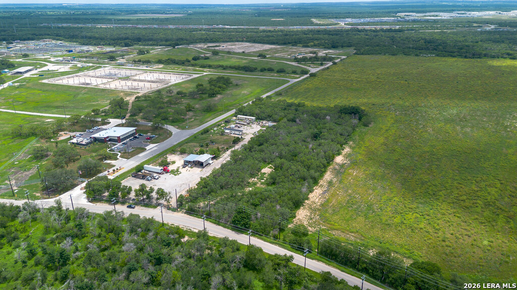 main property photo 3