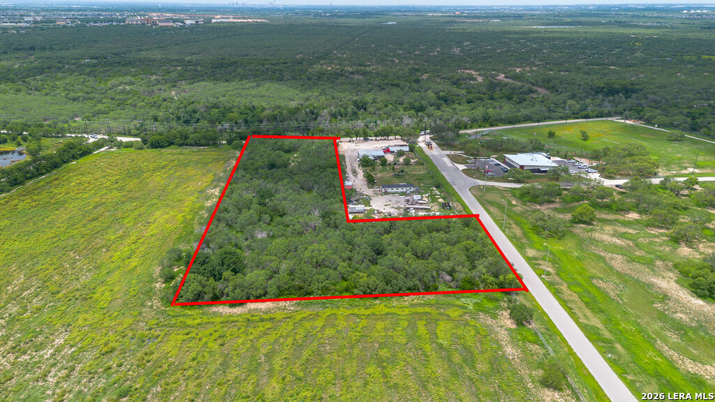 main property photo 9