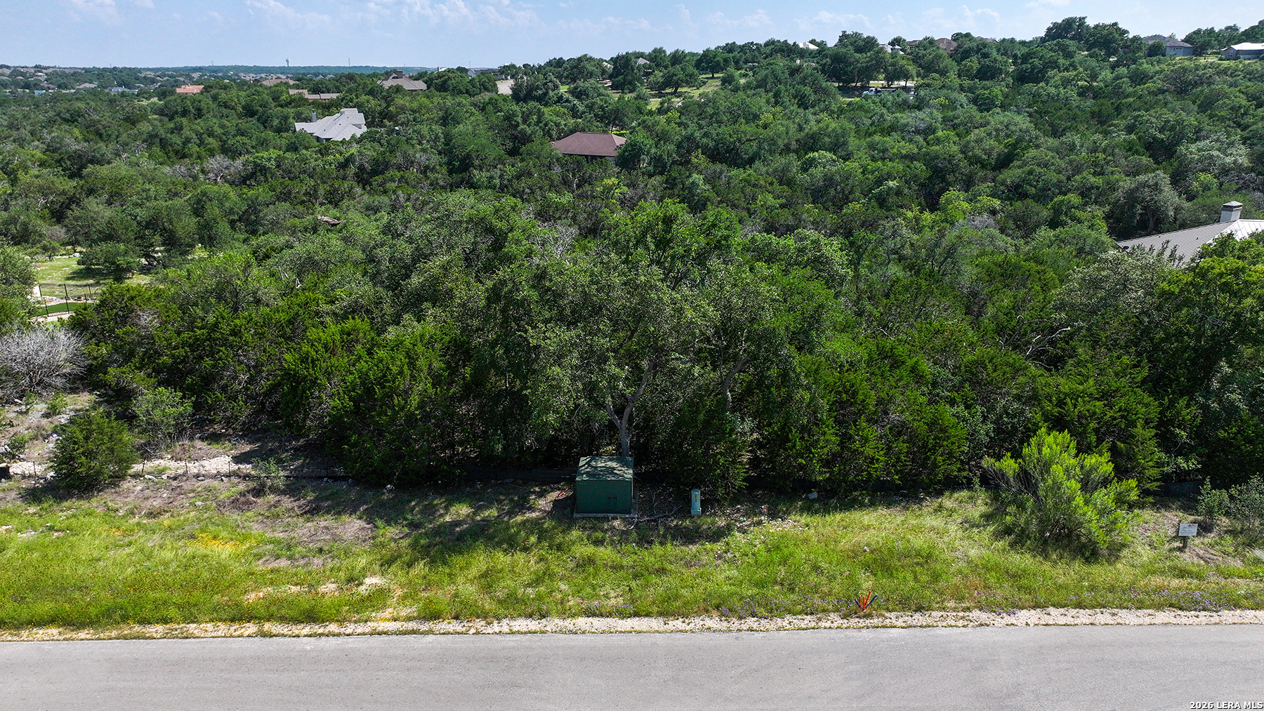 main property photo 14