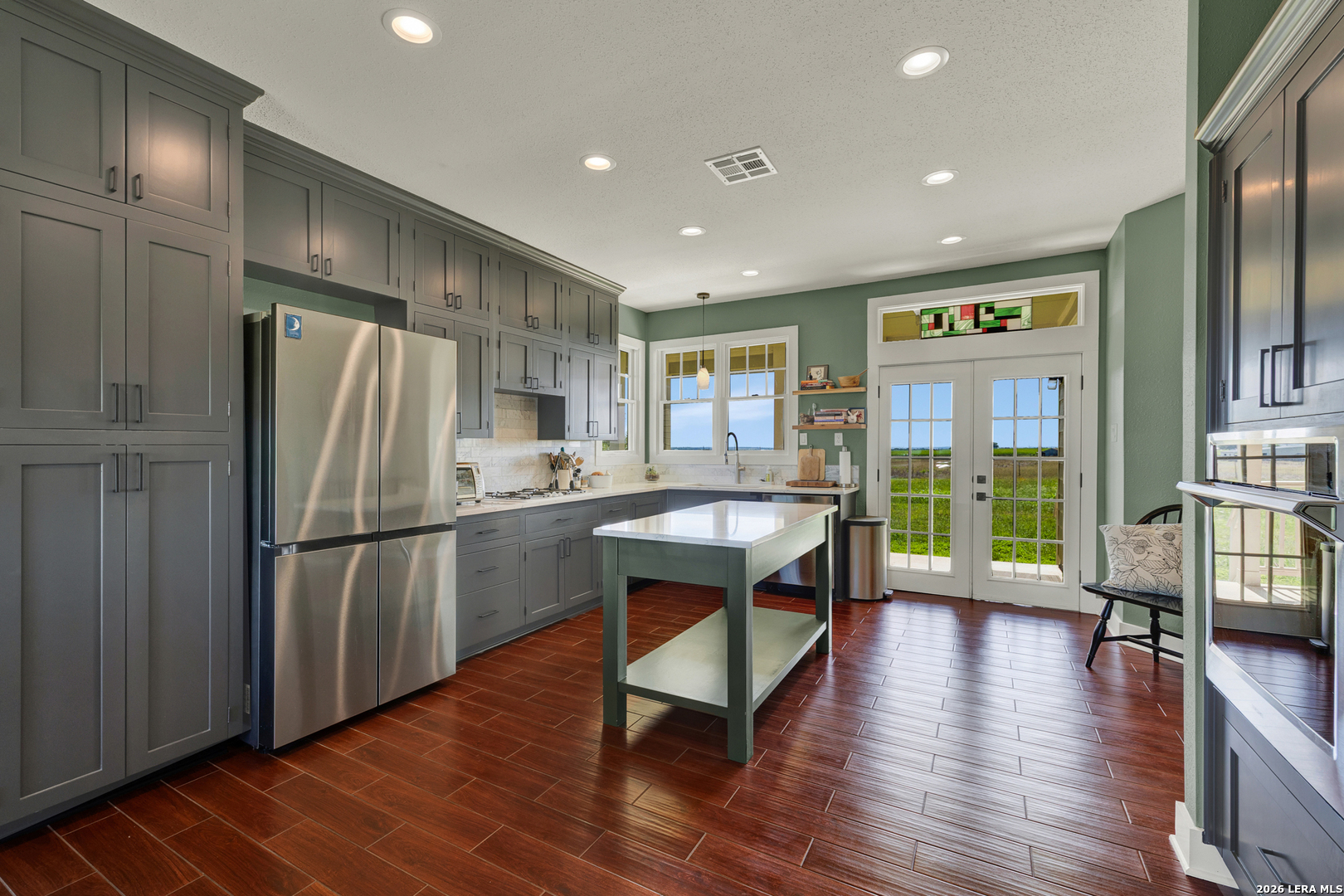 main property photo 20
