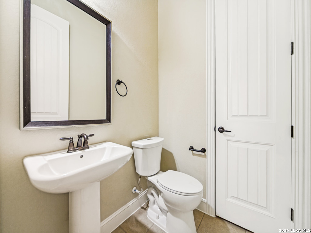 main property photo 18