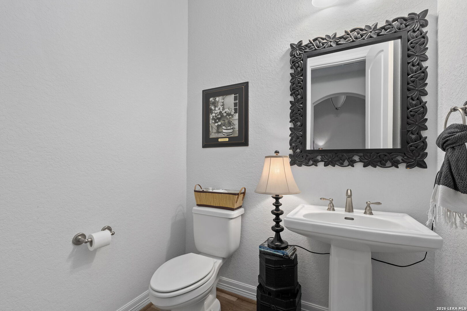 main property photo 9