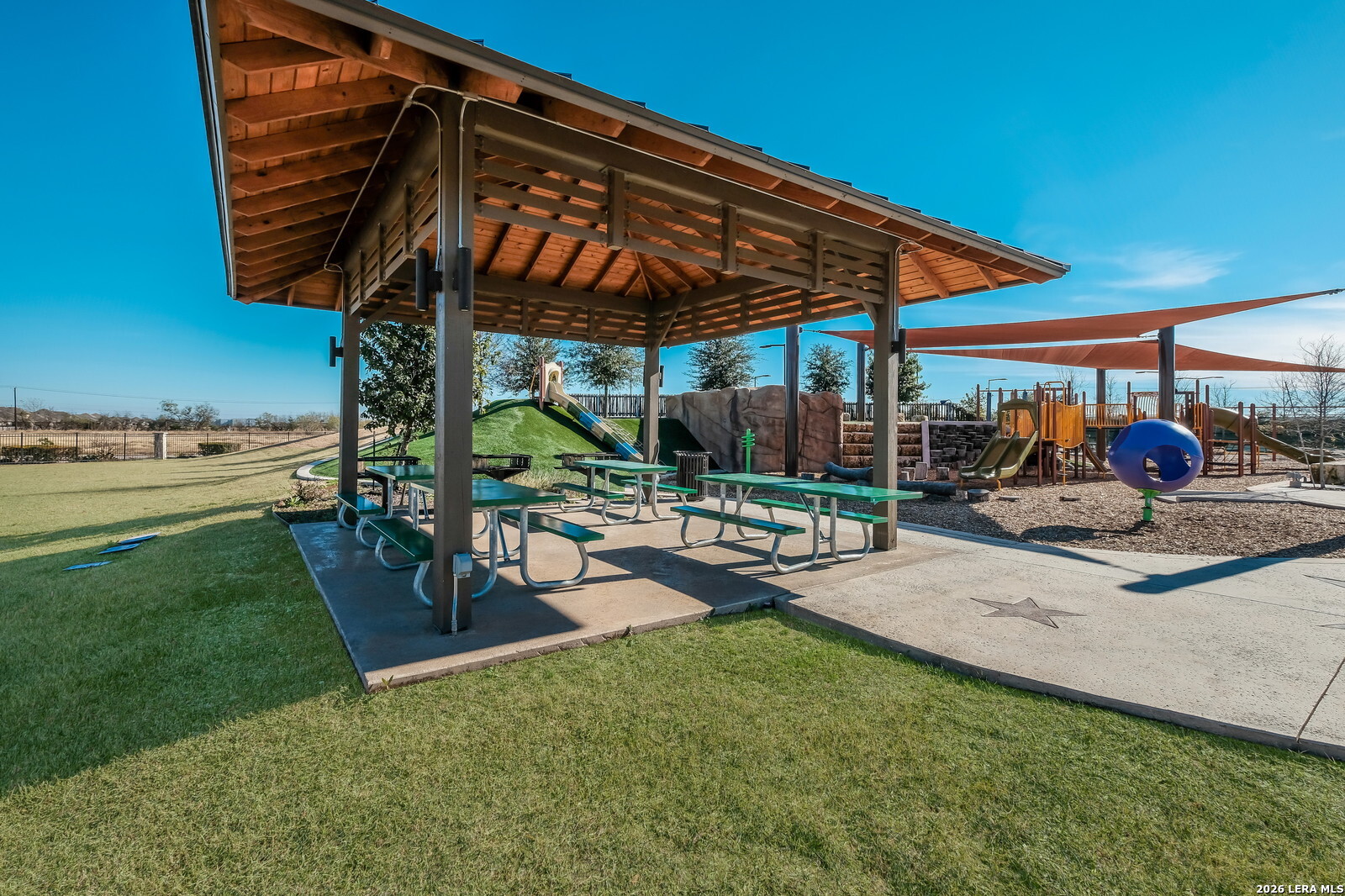 main property photo 66