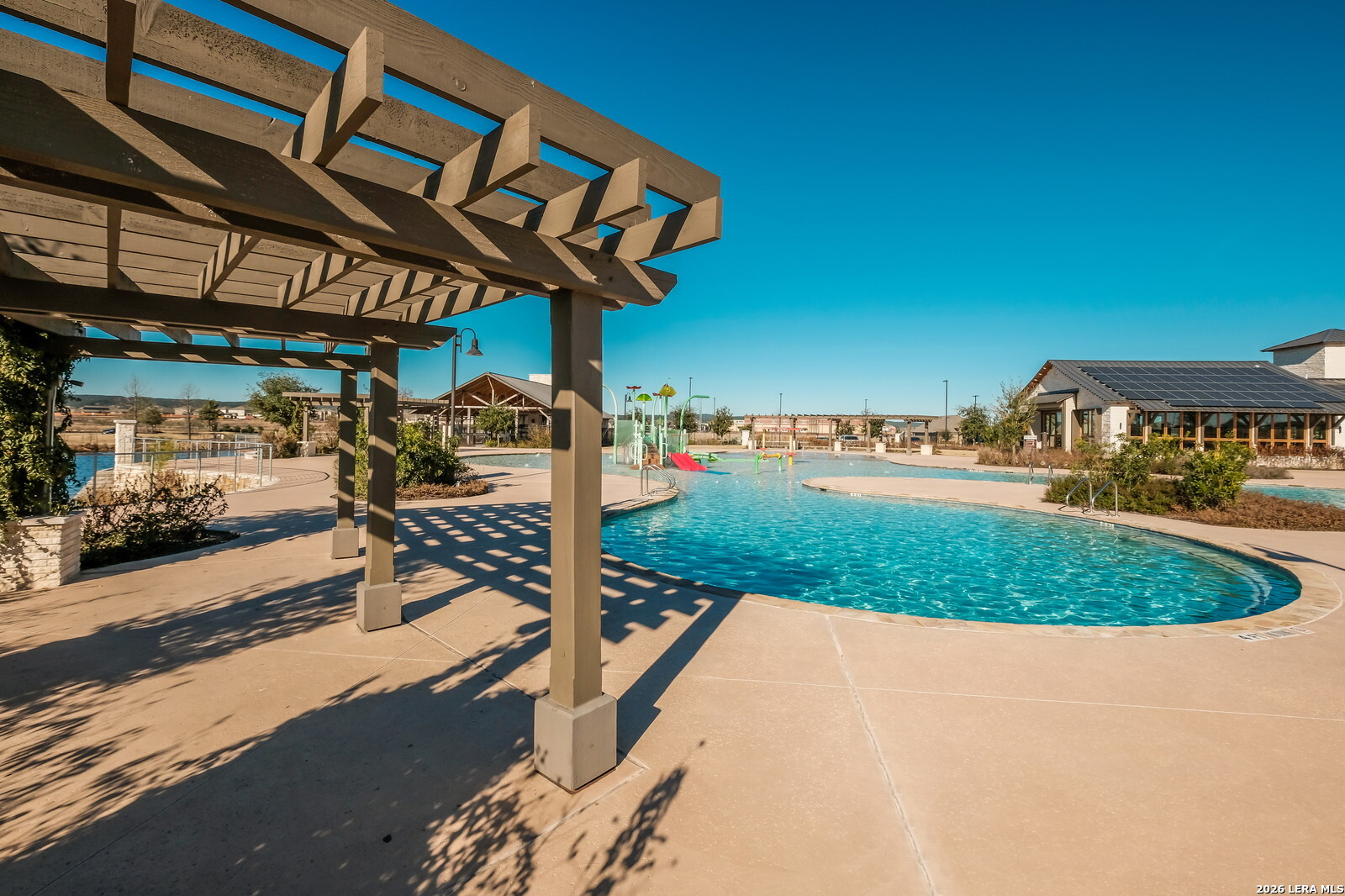 main property photo 74