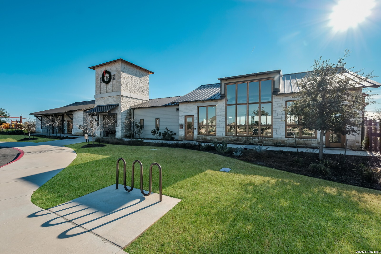 main property photo 76