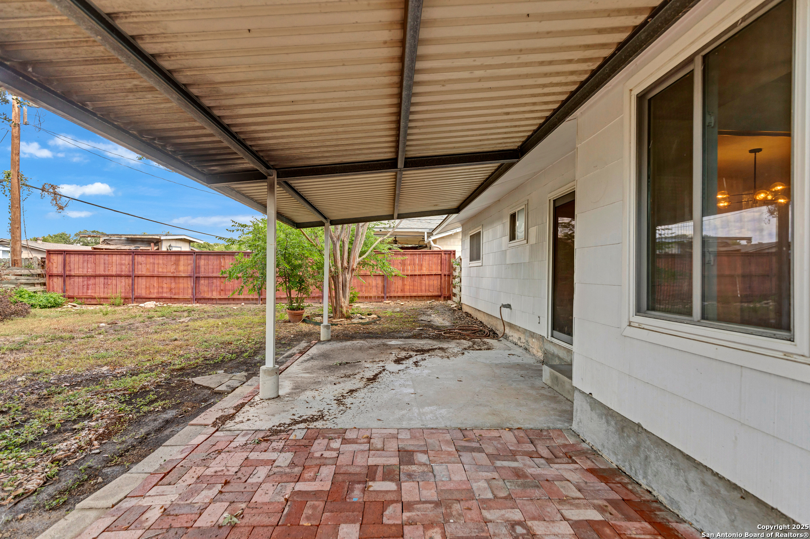 main property photo 21