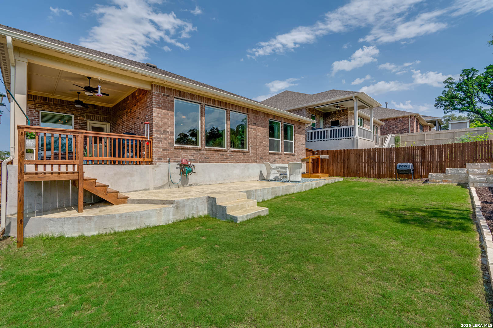 main property photo 40