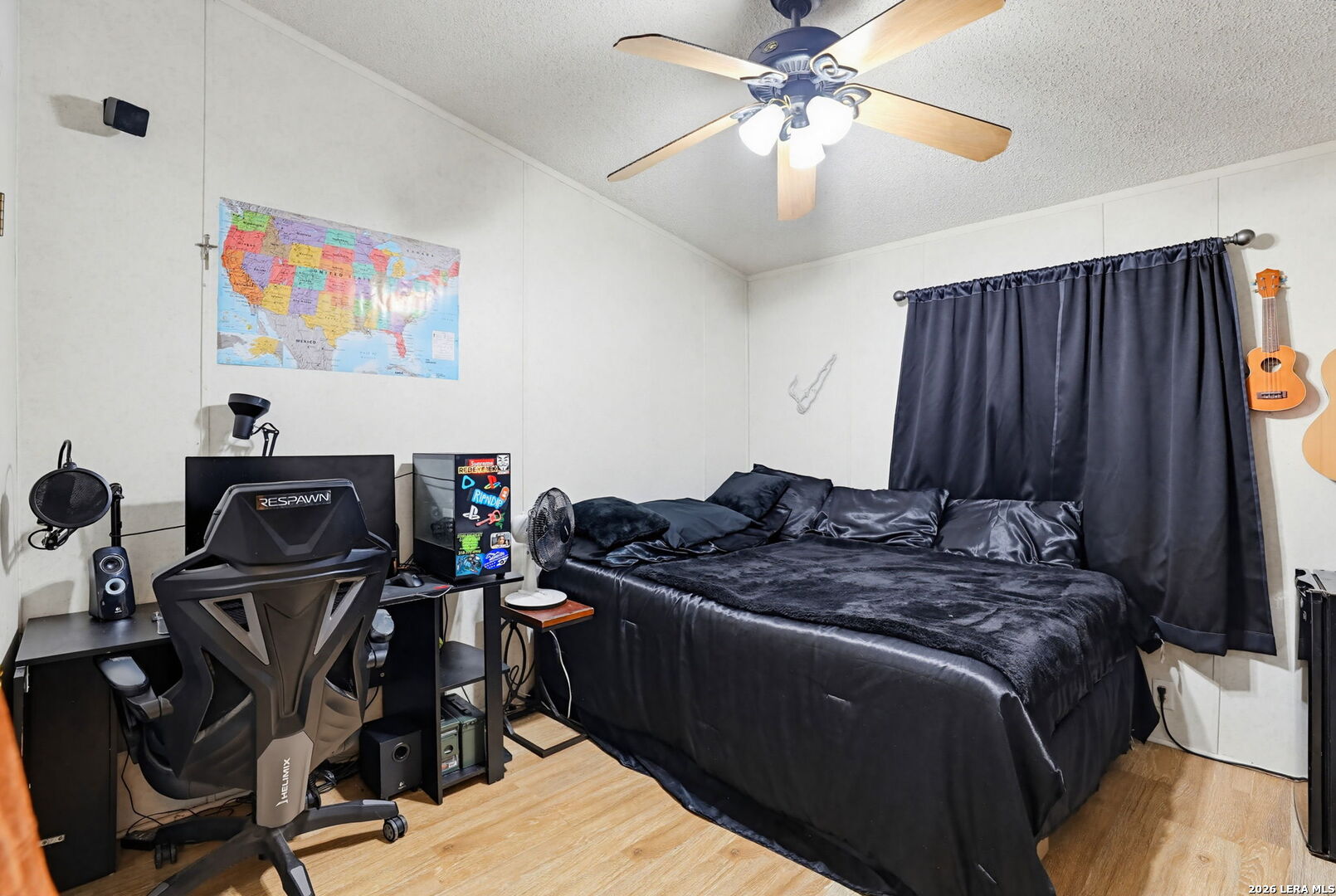 main property photo 22