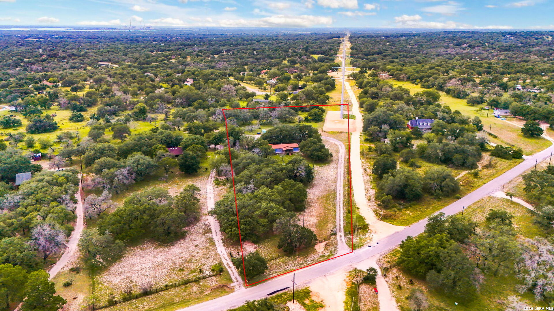 main property photo 27