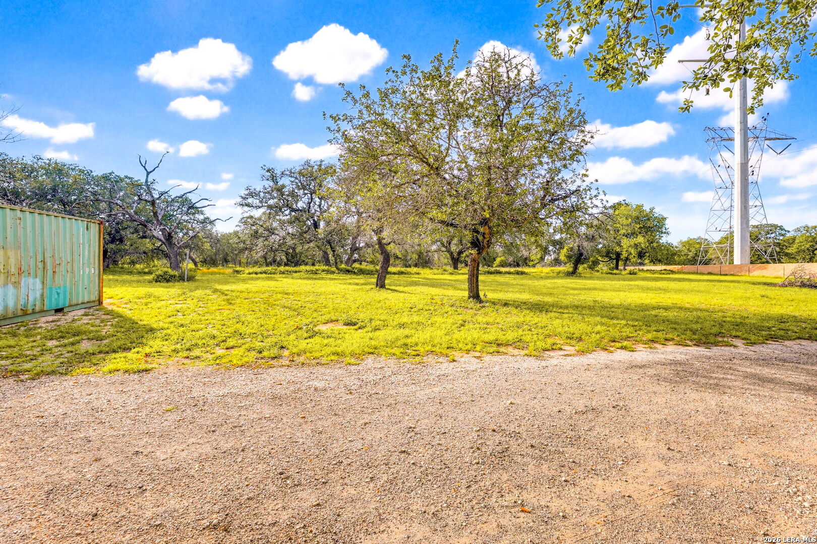 main property photo 37