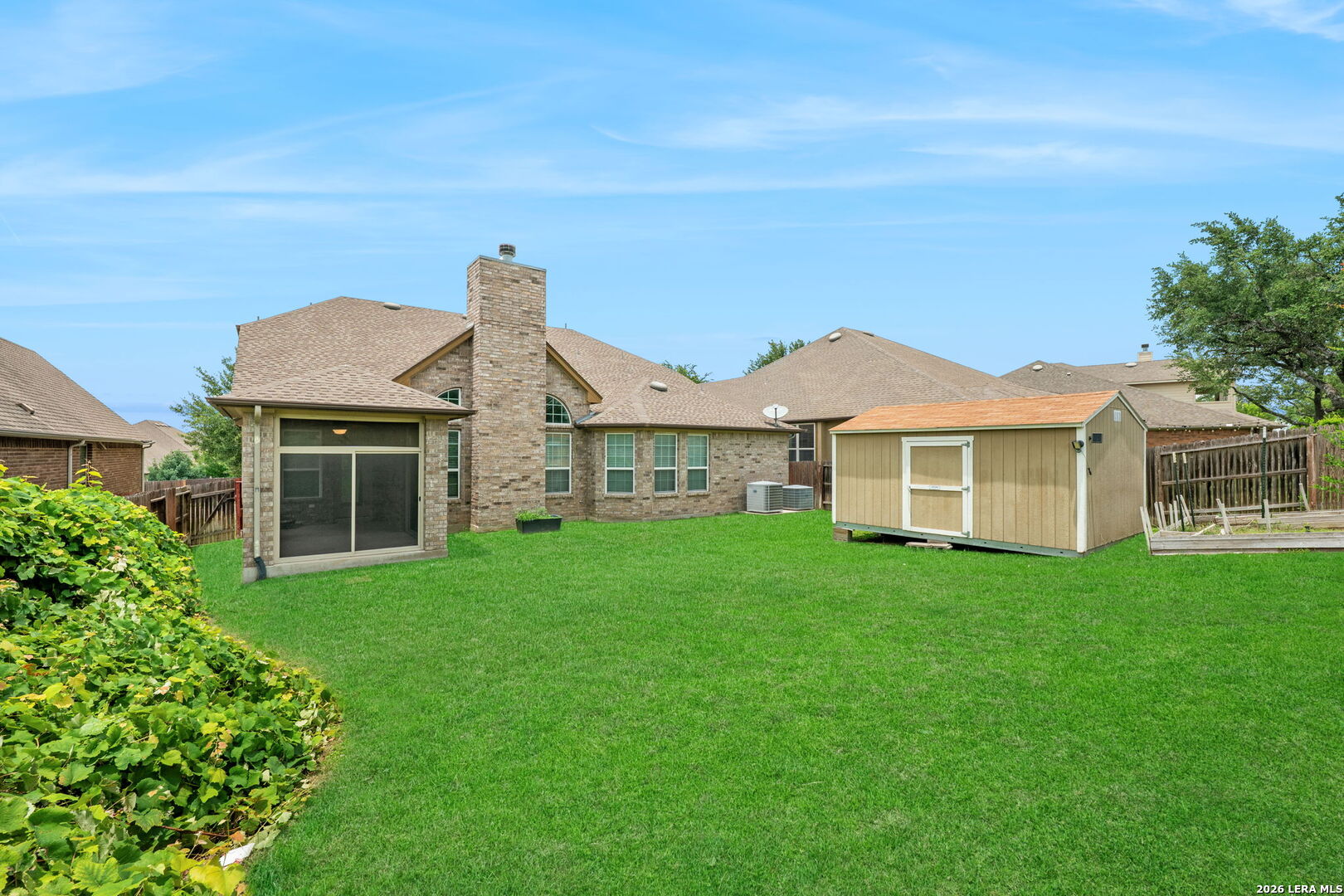main property photo 19