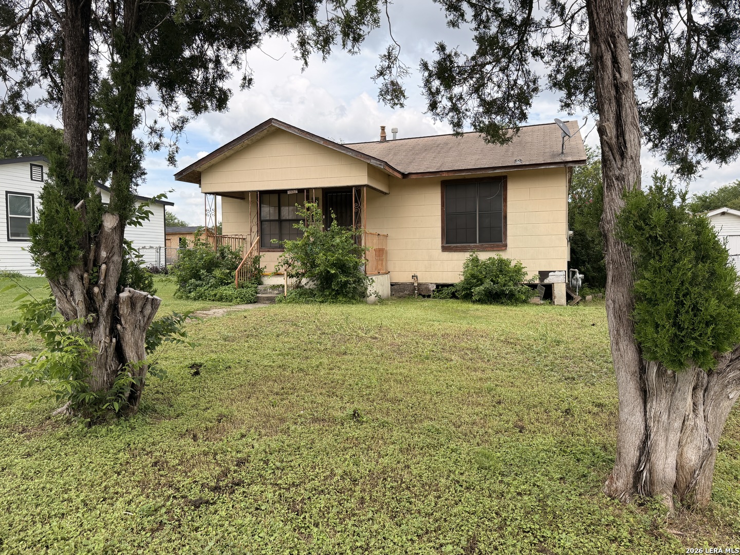 main property photo 1