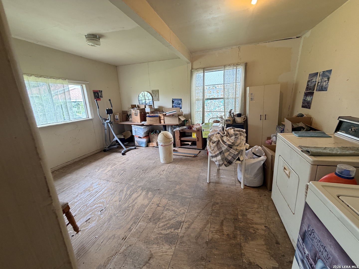 main property photo 13