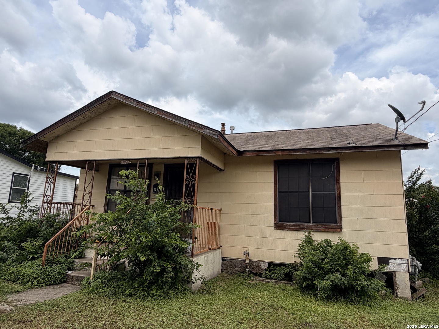 main property photo 2