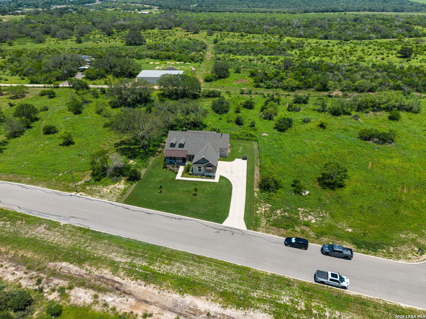 main property photo 30