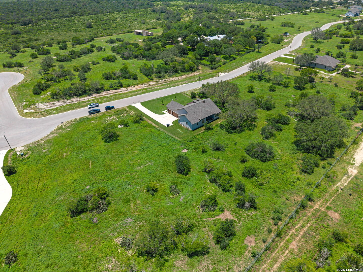 main property photo 34