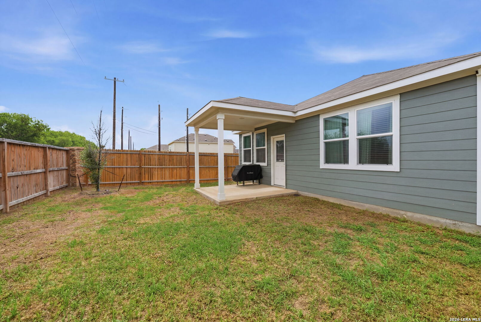 main property photo 35