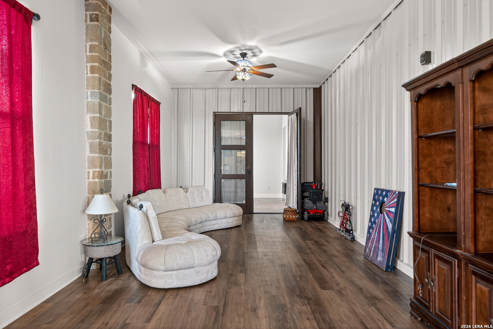 main property photo 26