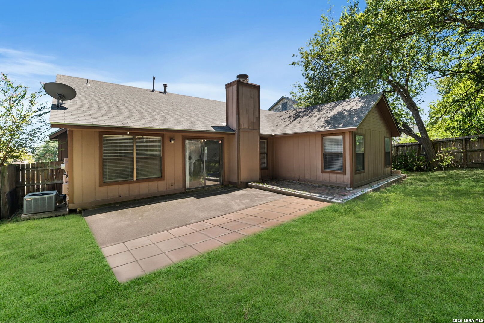 main property photo 20