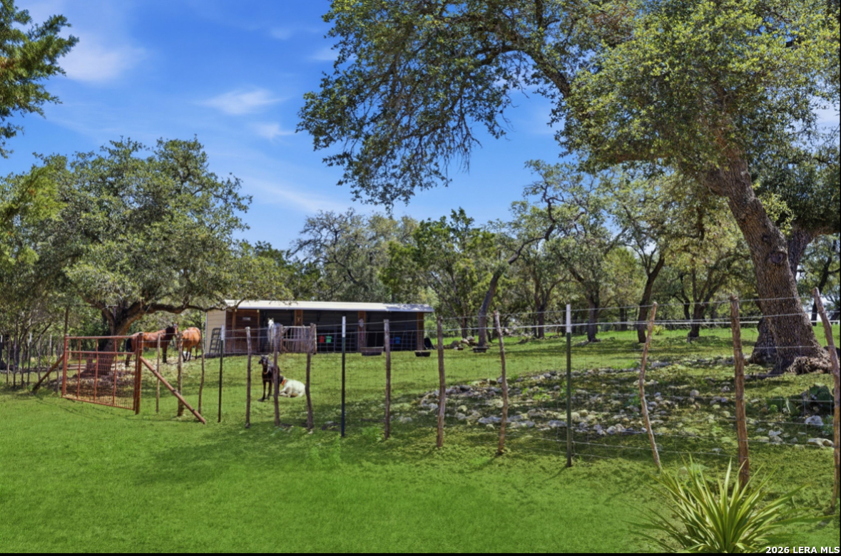 main property photo 34