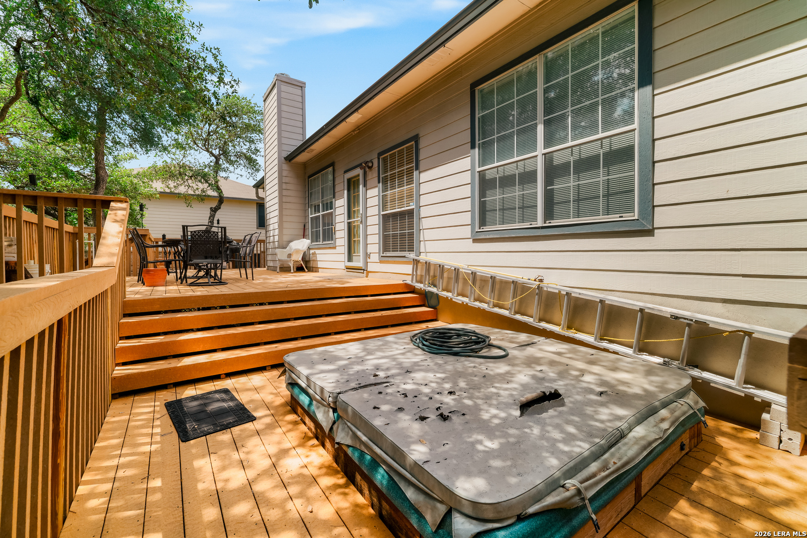 main property photo 36