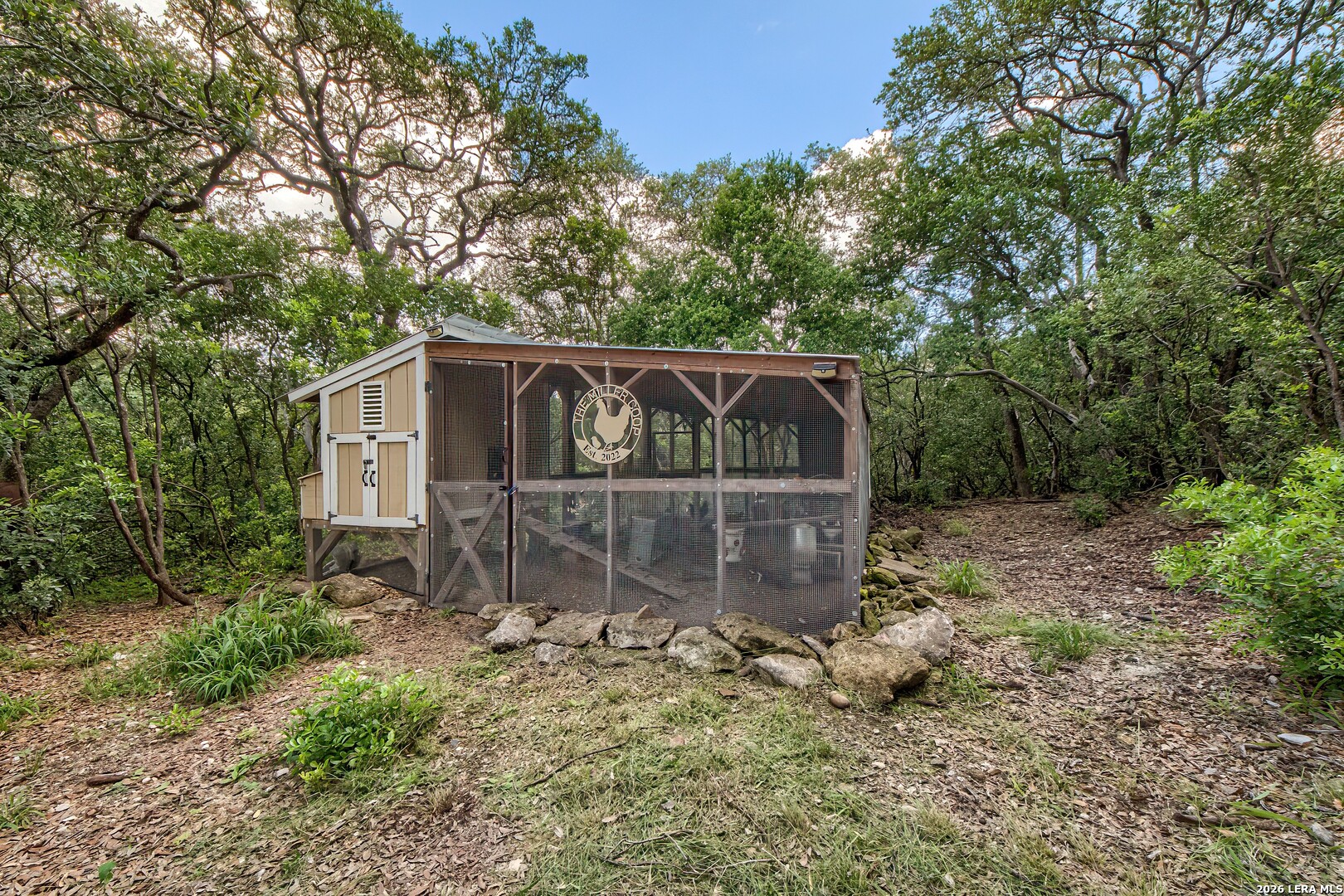 main property photo 75