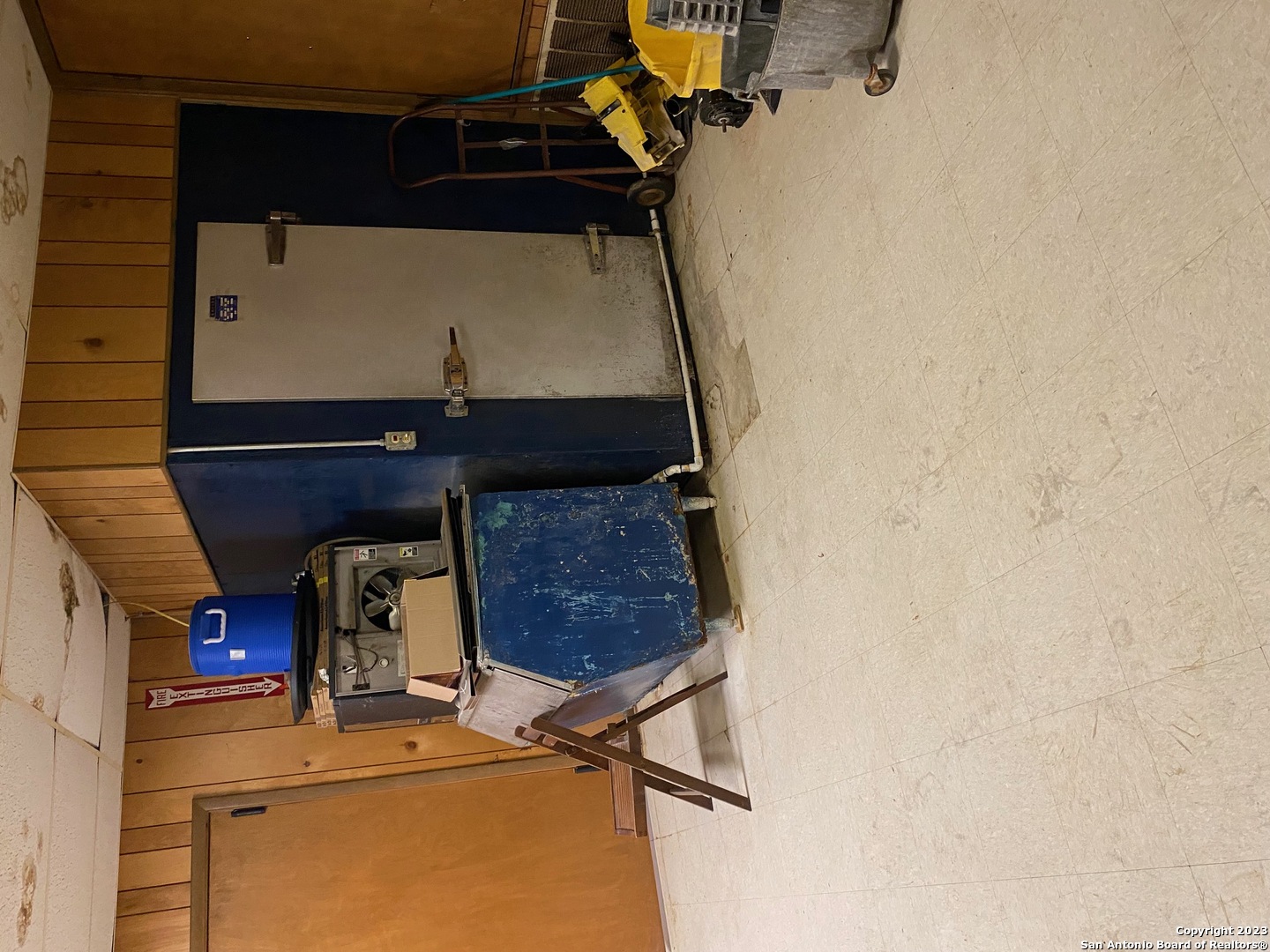 main property photo 17