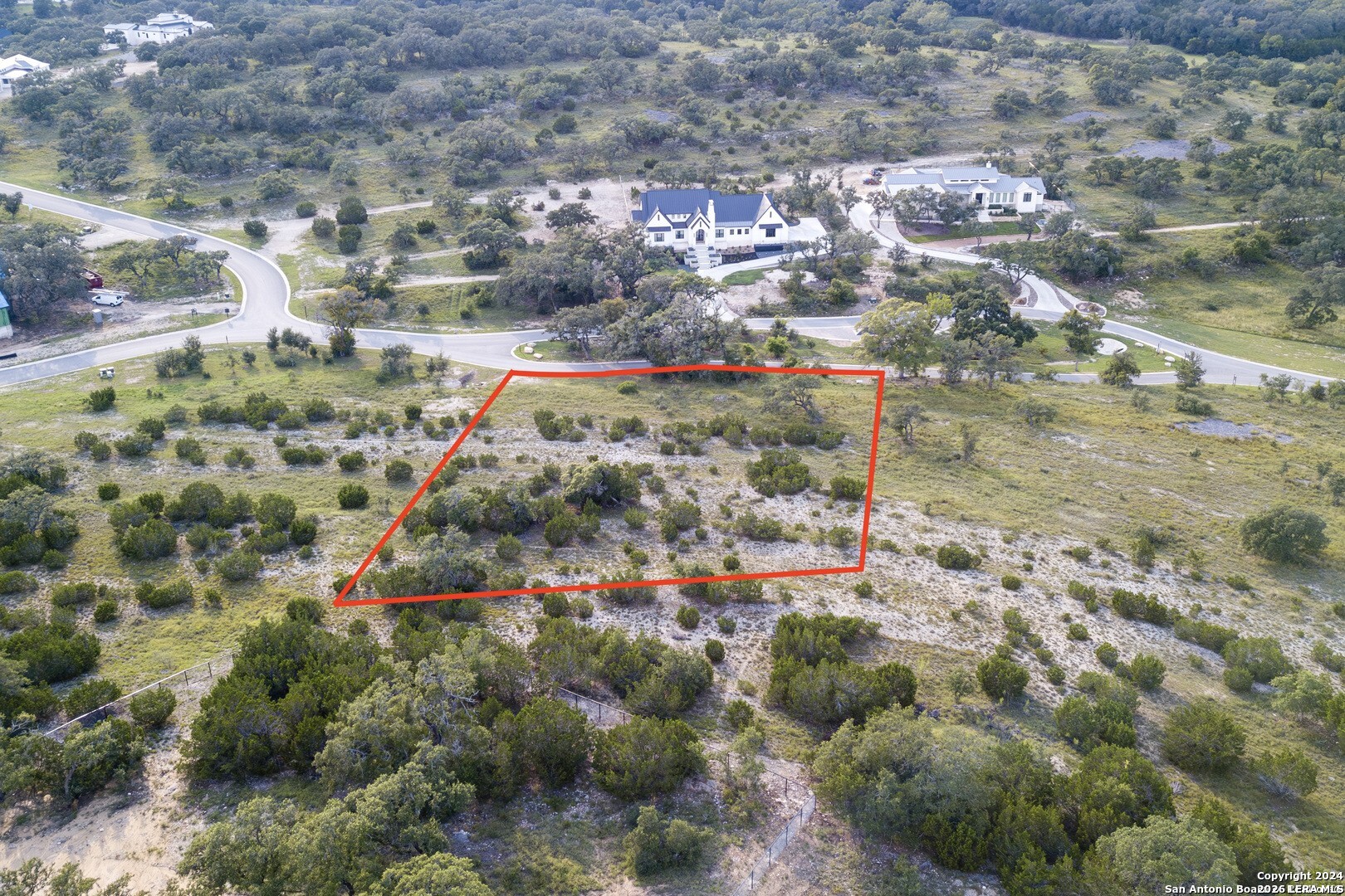 main property photo 10