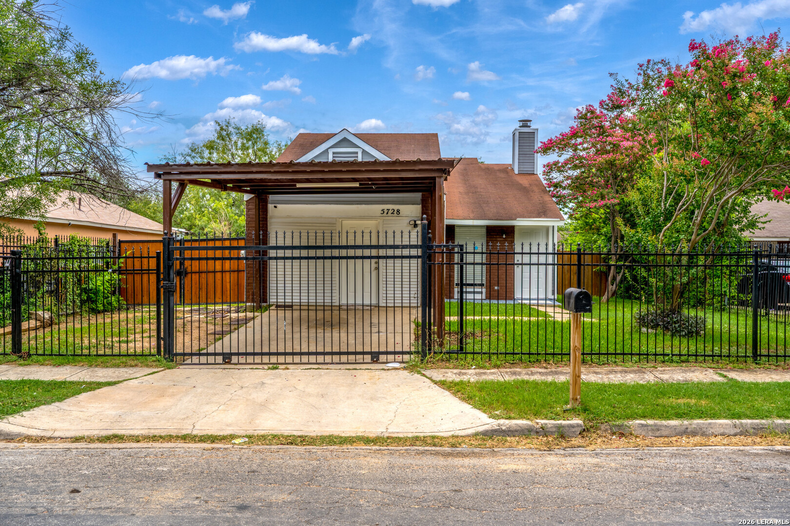 main property photo 1