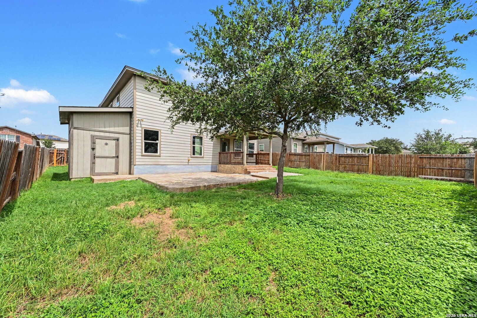 main property photo 31
